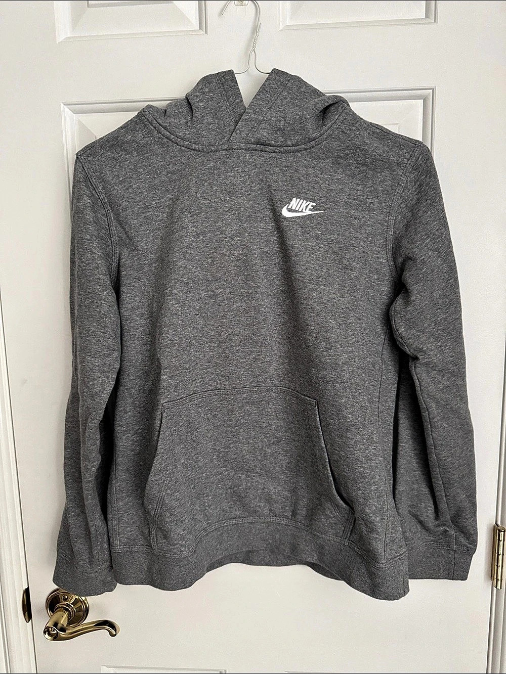 Nike Gray Hoodie Size youth XL Like New